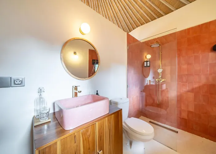 Meraki, 6br, Incl Breakfast, Heart Of Seminyak, Walking Distance To Restaurants, Bars And Shops, Tropical Garden Villa Seminyak