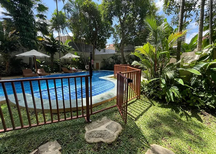 Meraki, 6br, Incl Breakfast, Heart Of Seminyak, Walking Distance To Restaurants, Bars And Shops, Tropical Garden