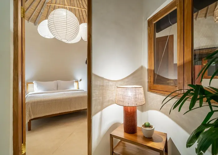 Meraki, 6br, Incl Breakfast, Heart Of Seminyak, Walking Distance To Restaurants, Bars And Shops, Tropical Garden Seminyak