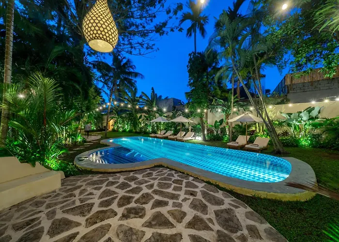 Meraki, 6br, Incl Breakfast, Heart Of Seminyak, Walking Distance To Restaurants, Bars And Shops, Tropical Garden * Seminyak