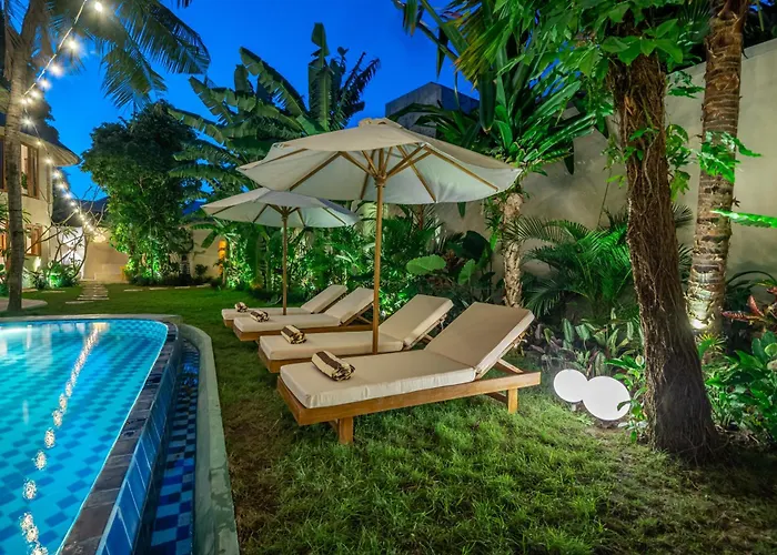 Meraki, 6br, Incl Breakfast, Heart Of Seminyak, Walking Distance To Restaurants, Bars And Shops, Tropical Garden * Seminyak