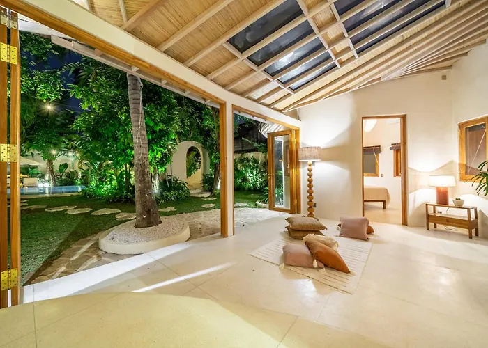 Meraki, 6br, Incl Breakfast, Heart Of Seminyak, Walking Distance To Restaurants, Bars And Shops, Tropical Garden * Seminyak