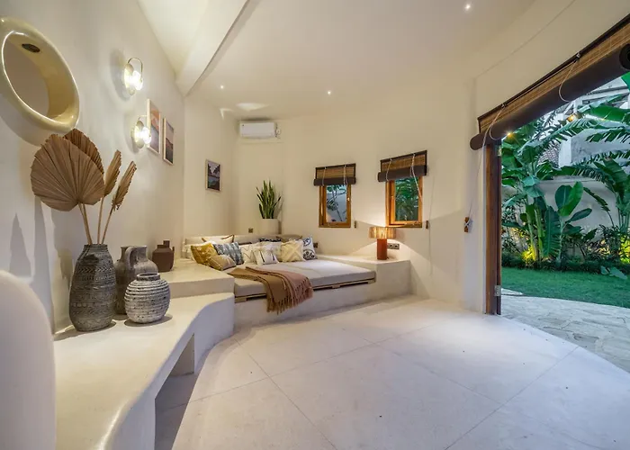 Meraki, 6br, Incl Breakfast, Heart Of Seminyak, Walking Distance To Restaurants, Bars And Shops, Tropical Garden Villa Seminyak