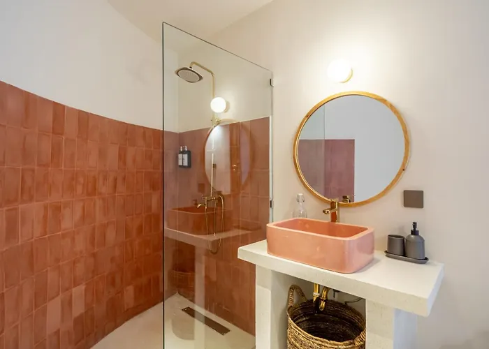 Meraki, 6br, Incl Breakfast, Heart Of Seminyak, Walking Distance To Restaurants, Bars And Shops, Tropical Garden Villa *